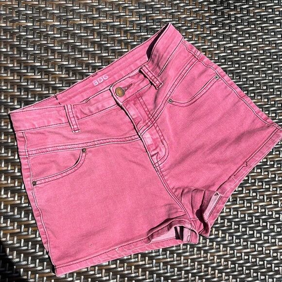 BDG BURGUNDY HIGH WAIST DENIM SHORTS 26W - Picture 2 of 10